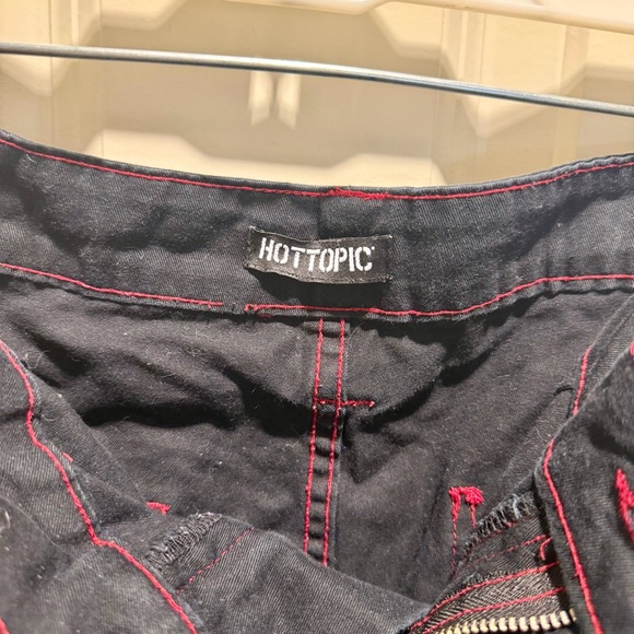 Y2K Hot Topic Black & Red Wide Leg Women's Size 9 Pants Punk Goth Grunge Emo - Picture 2 of 5